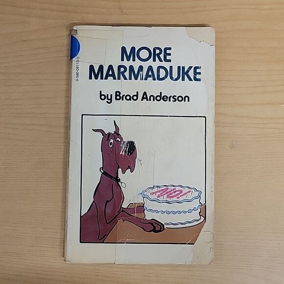 4 paperback cartoon books   - Picture 8 of 12